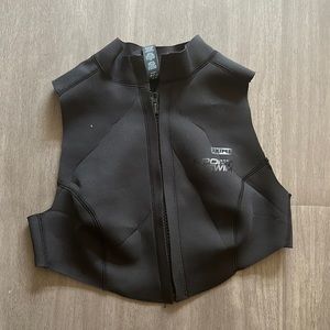 Skims high neck nylon swim top